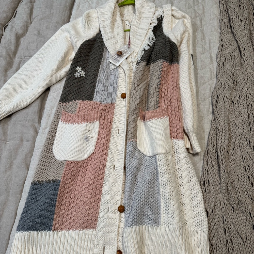 LoveschackFancy Franco Cardigan in morning dew, Multicolor Patchwork Cardigan - Picture 5 of 14